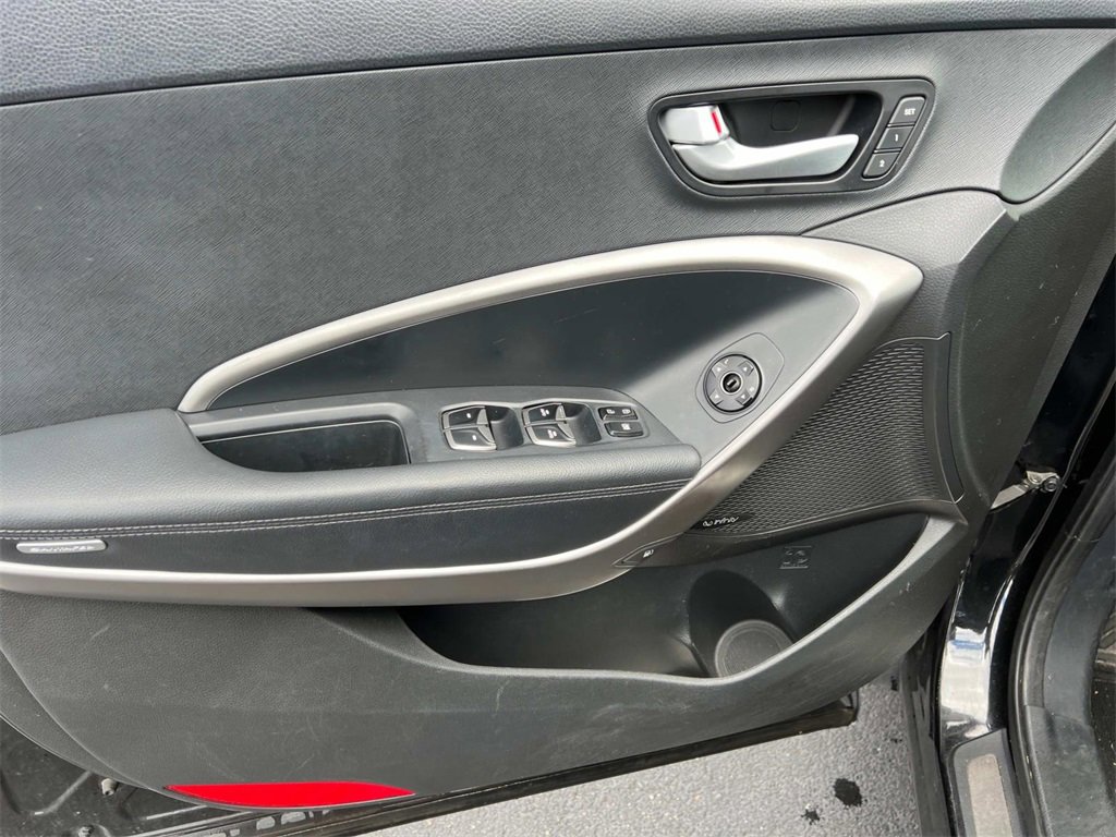 Used 2016 Hyundai Santa Fe Sport 2.0T w/ Option Group 05 image 13