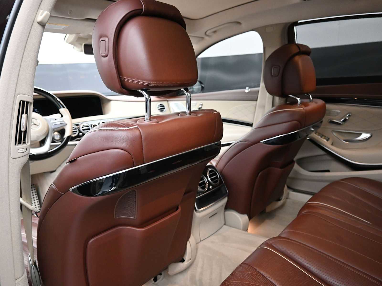 Used 2018 Mercedes-Benz S 560 Sedan image 23