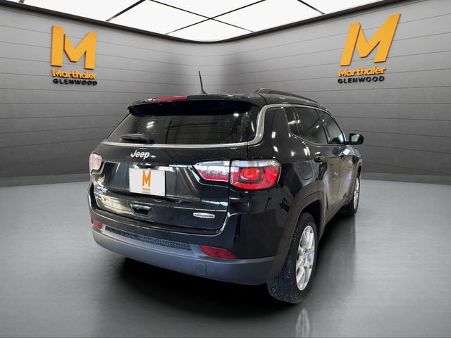 Used 2024 Jeep Compass Latitude image 25