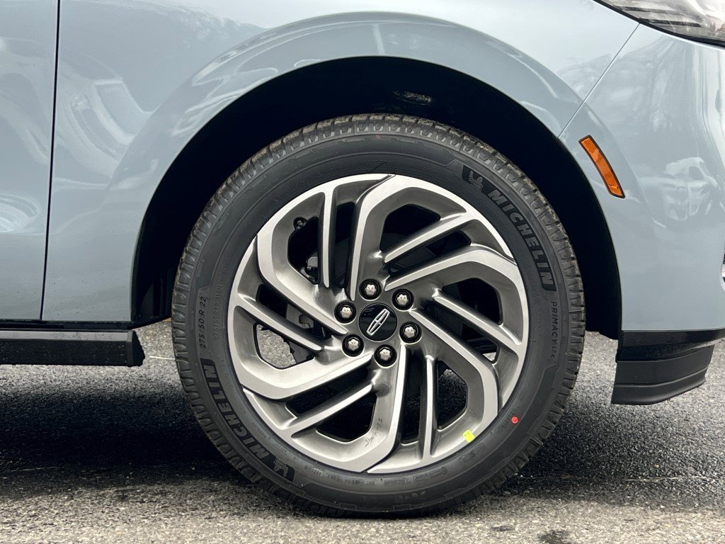 New 2026 Lincoln Navigator Reserve image 6