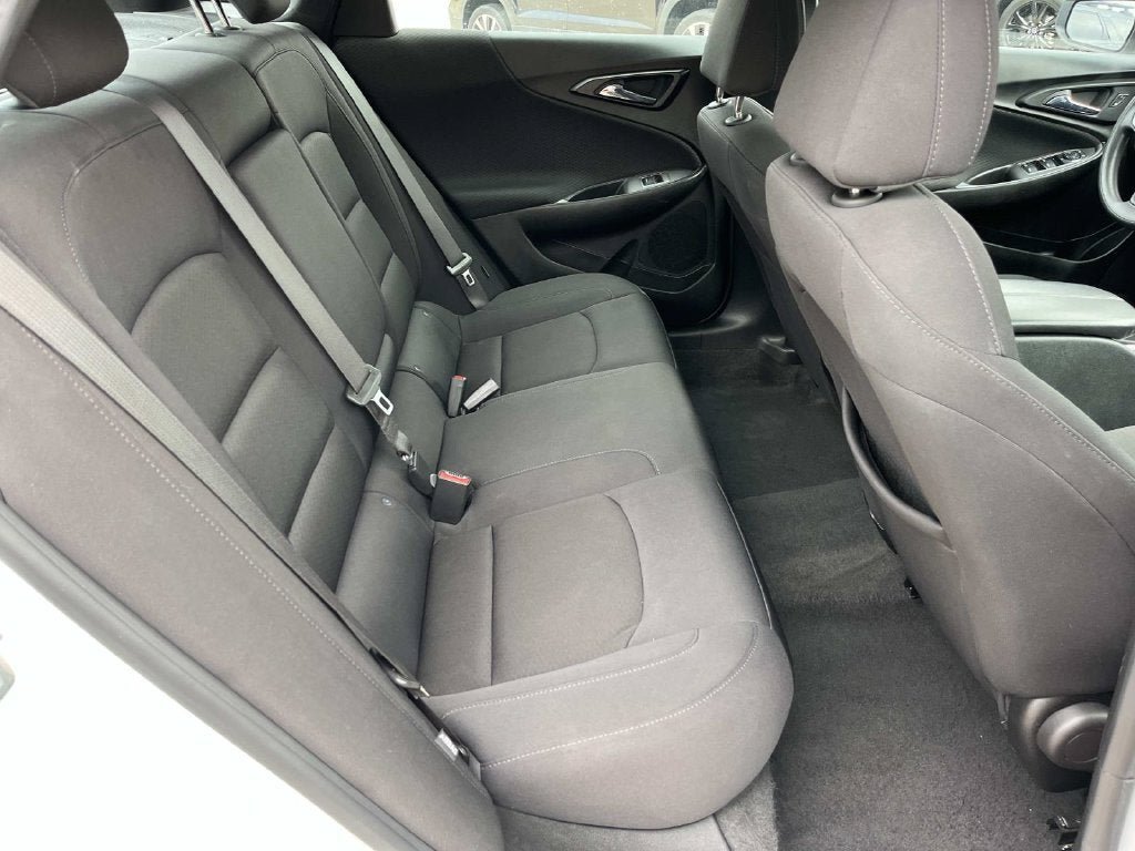 Used 2024 Chevrolet Malibu LT FWD image 21