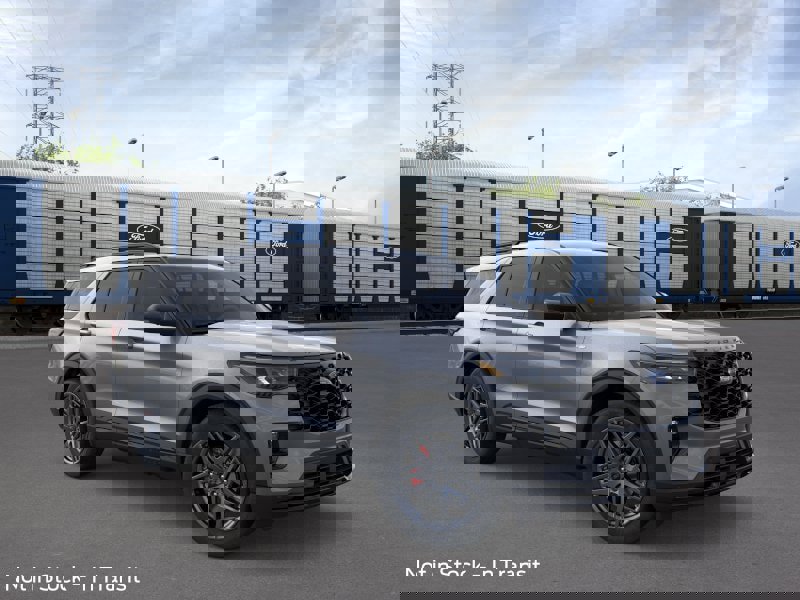 New 2026 Ford Explorer ST-Line image 7
