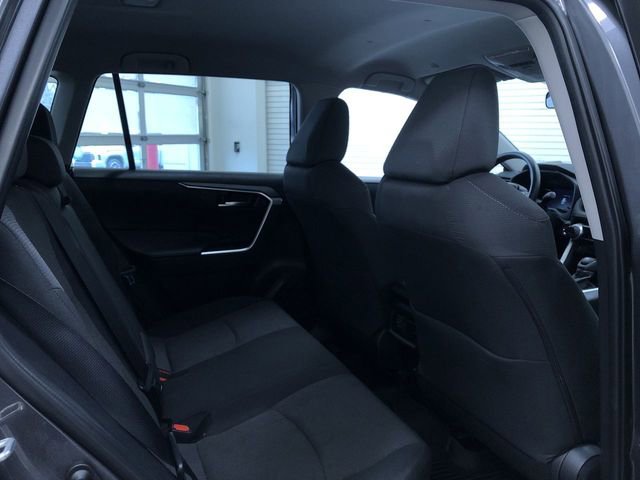 Used 2025 Toyota RAV4 XLE image 22