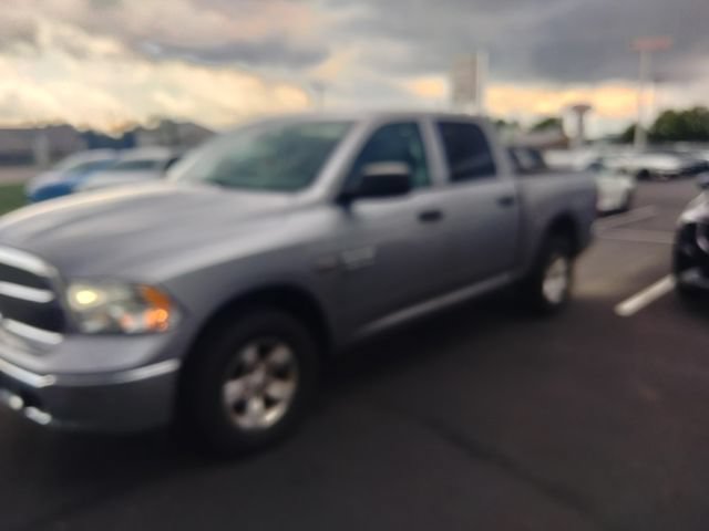 Used 2023 RAM 1500 Classic SLT w/ Protection Group AWD/4WD image 8