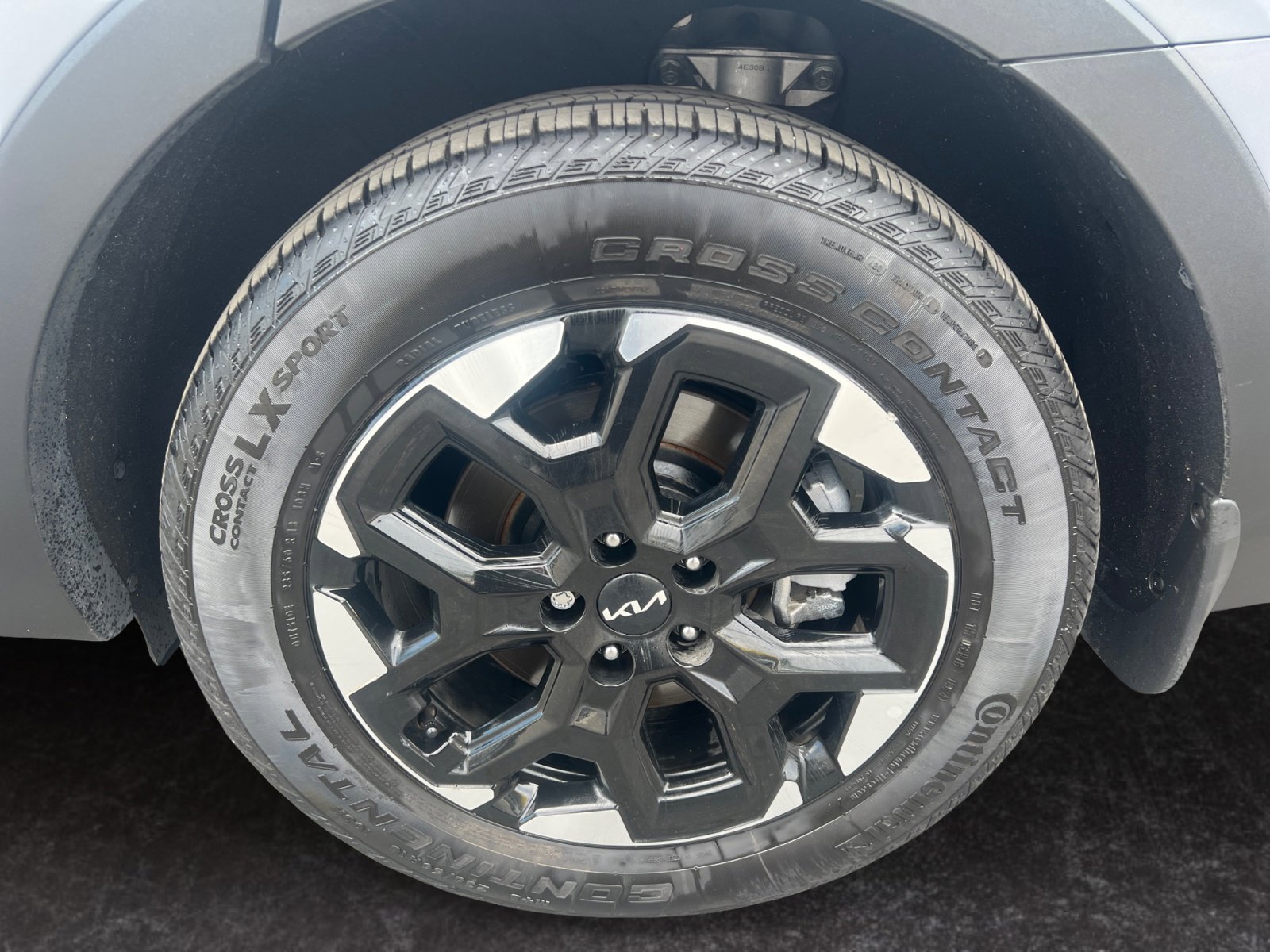 Used 2025 Kia Sorento S w/ Panoramic Sunroof Package FWD image 14