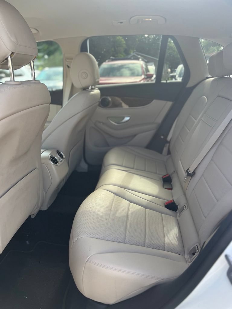 Used 2017 Mercedes-Benz GLC 300 image 22