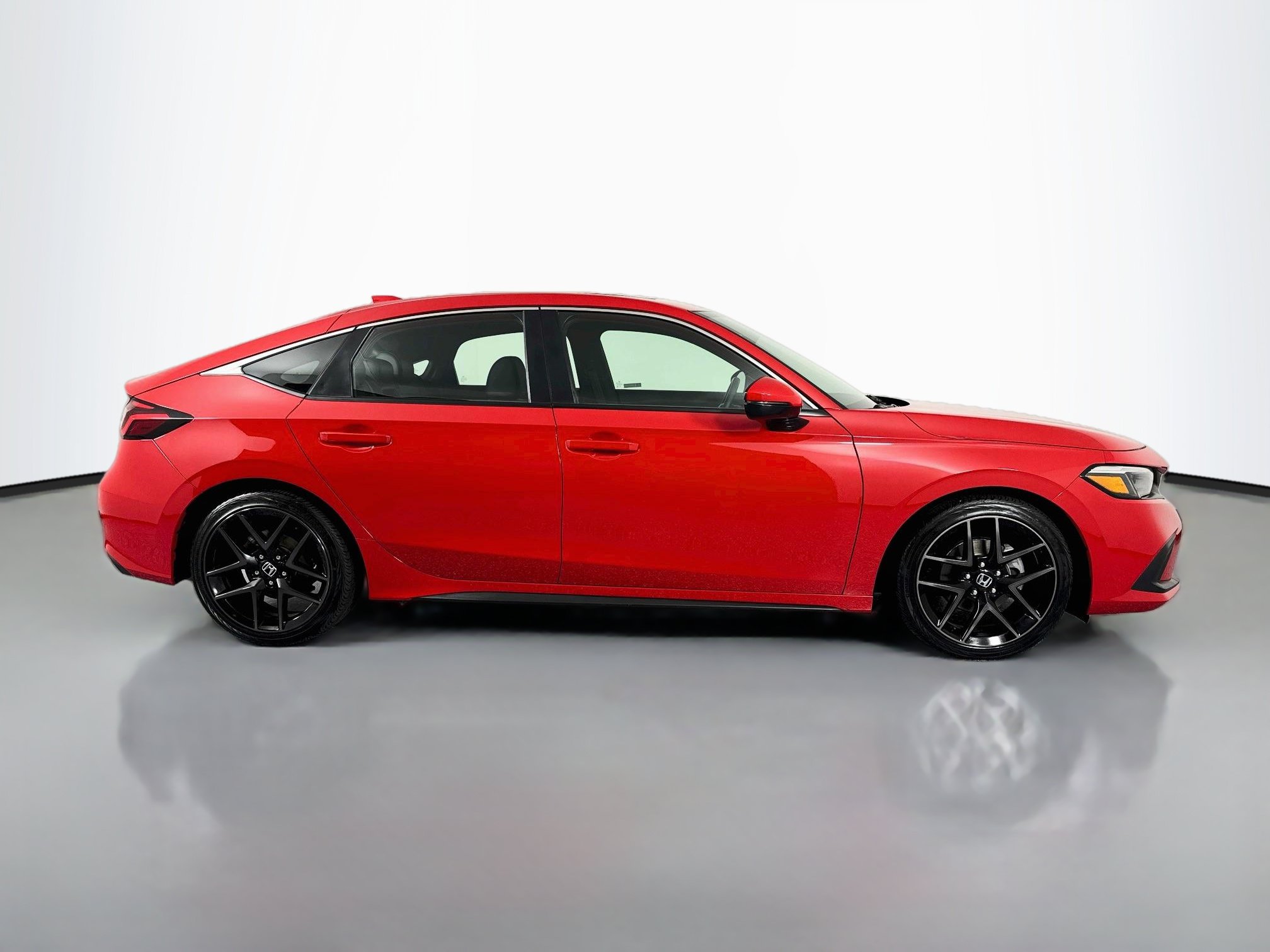 Certified 2024 Honda Civic Sport Touring image 4