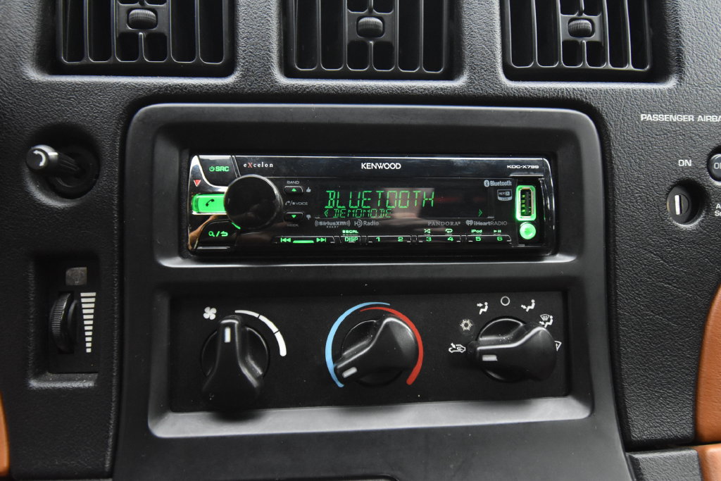 Used 2002 Dodge Viper RT/10 RWD image 12