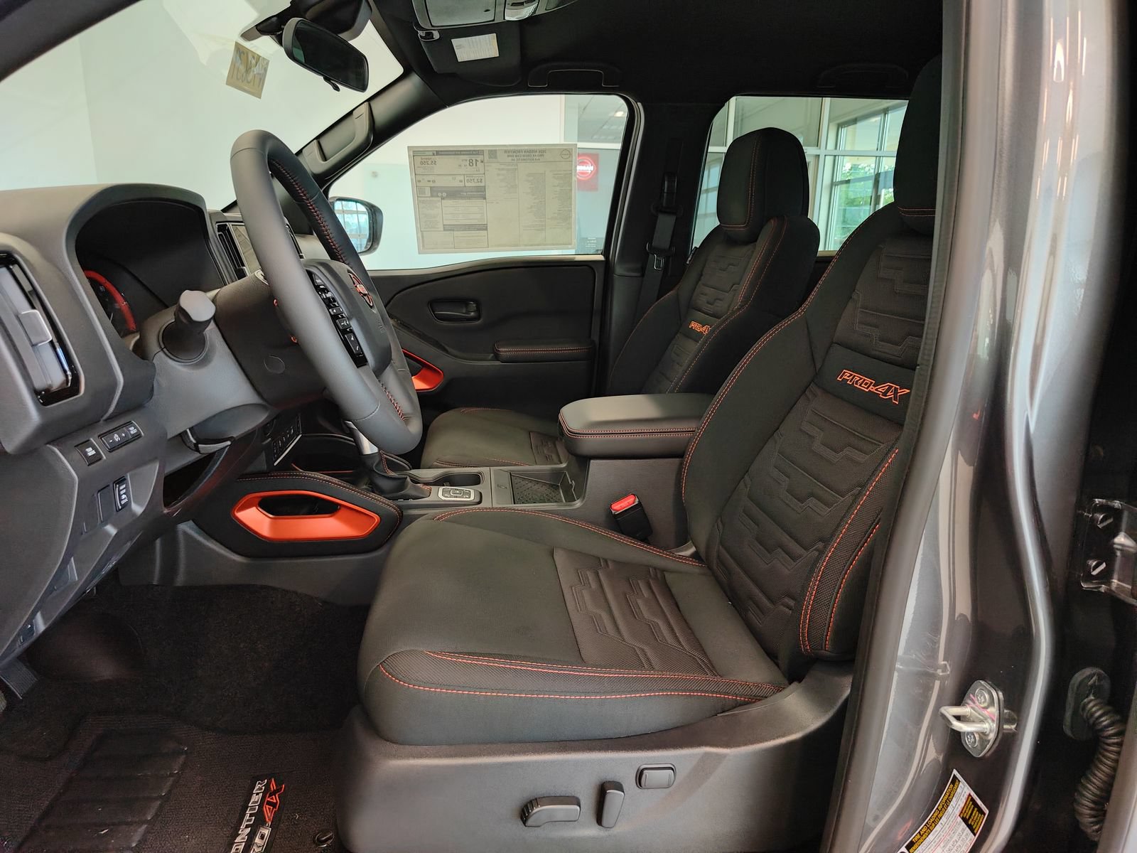 New 2026 Nissan Frontier PRO-4X w/ Pro-4x Convenience Package AWD/4WD image 11