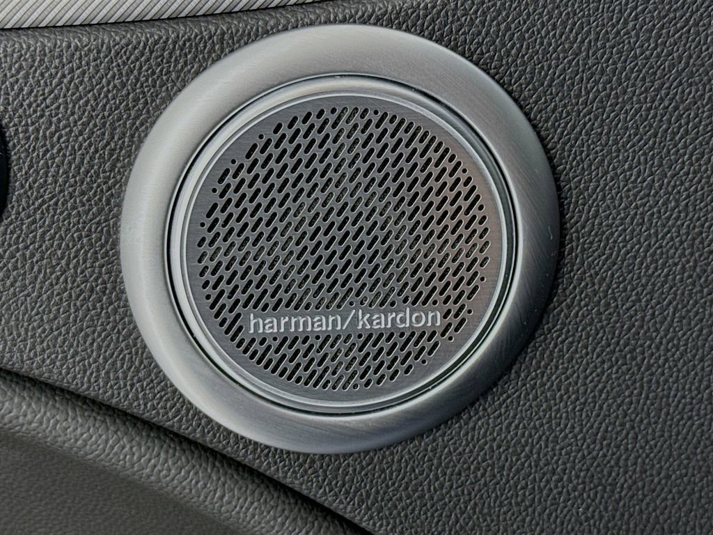 Used 2023 Alfa Romeo Stelvio Veloce image 12