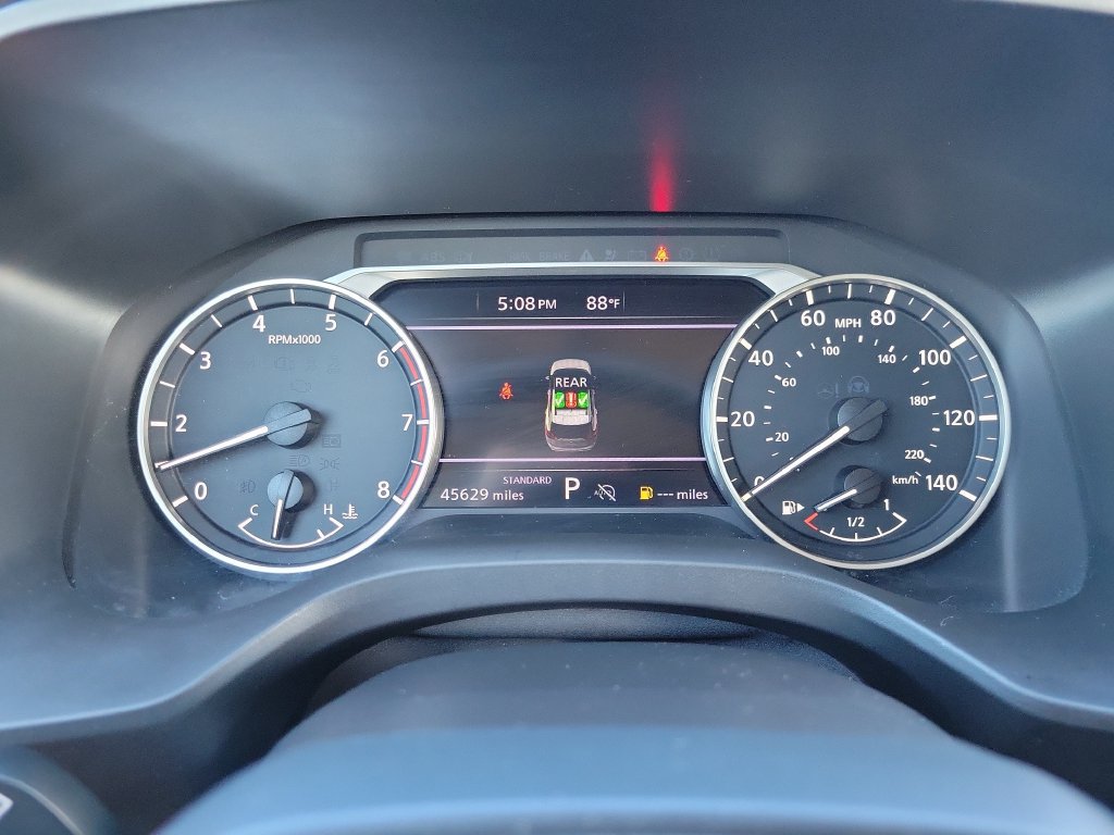 Used 2025 Nissan Rogue SV w/ SV Premium Package FWD image 20