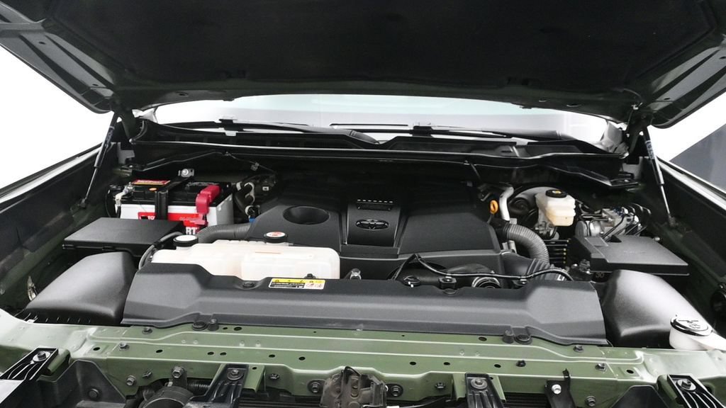 Used 2022 Toyota Tundra SR5 RWD image 16