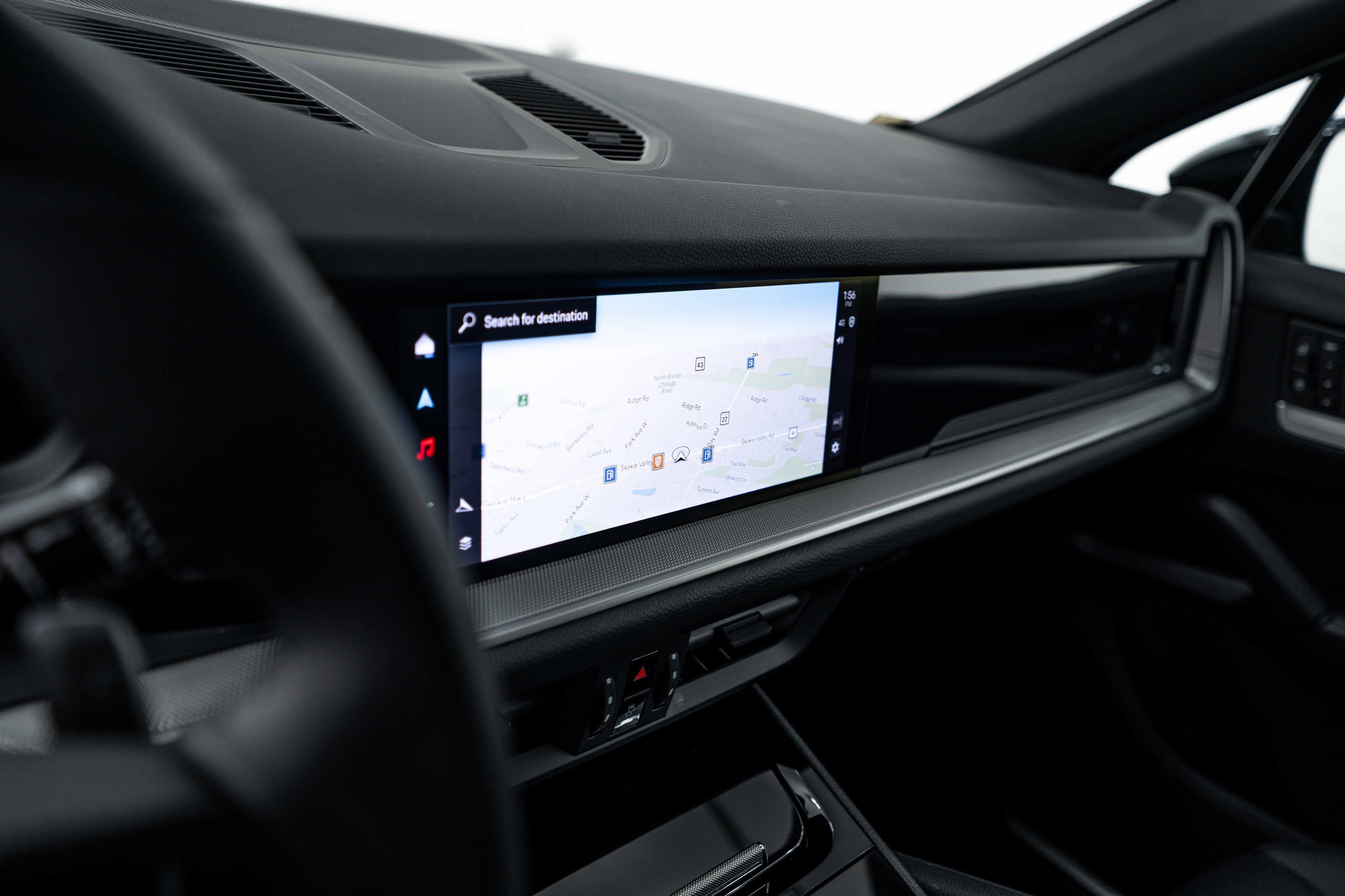 Certified 2026 Porsche Cayenne AWD/4WD image 18