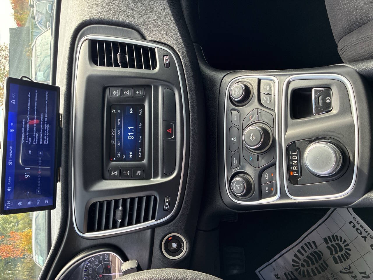 Used 2015 Chrysler 200 Limited FWD image 17