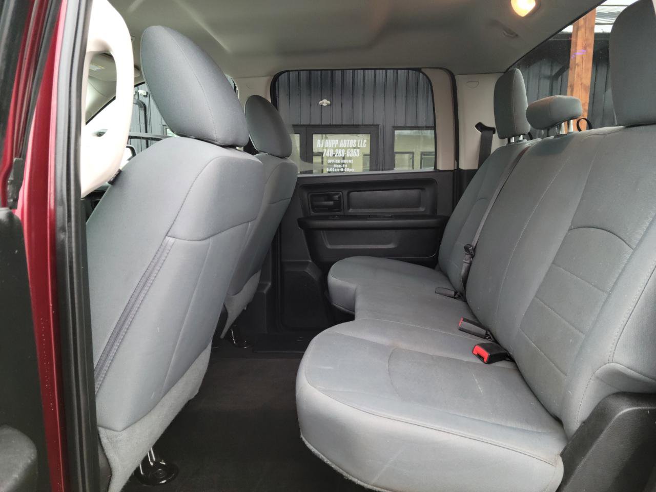 Used 2017 RAM 1500 Express image 14