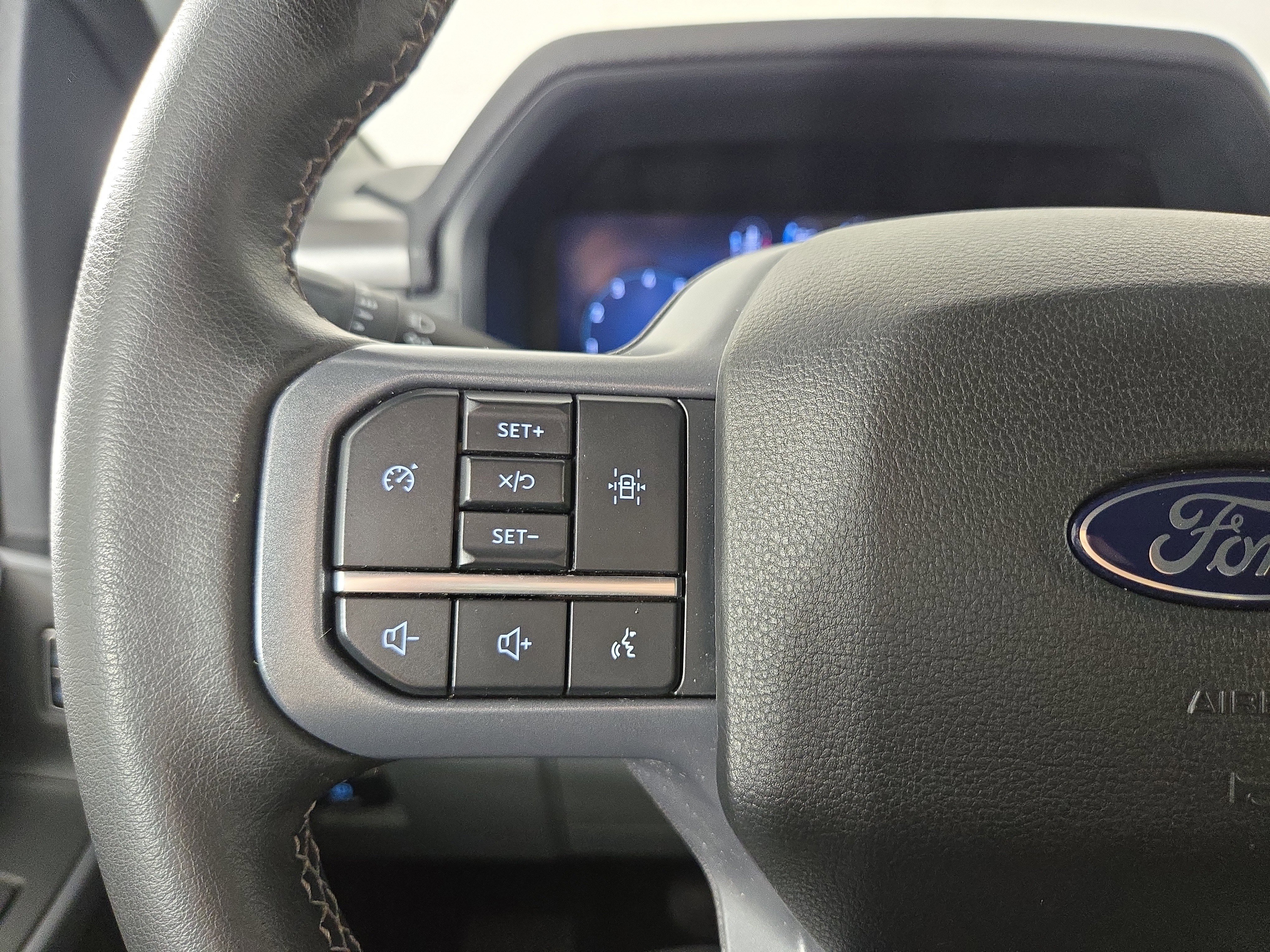 Used 2024 Ford F150 XLT w/ Tow/Haul Package AWD/4WD image 15