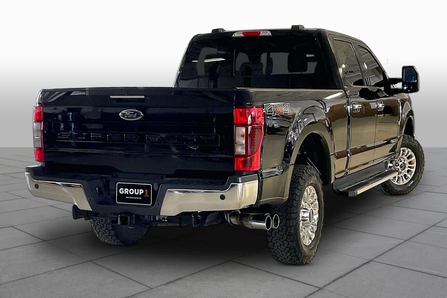 Used 2022 Ford F250 Lariat w/ Lariat Ultimate Package AWD/4WD image 12