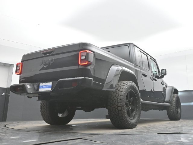 Used 2023 Jeep Gladiator Overland AWD/4WD image 48