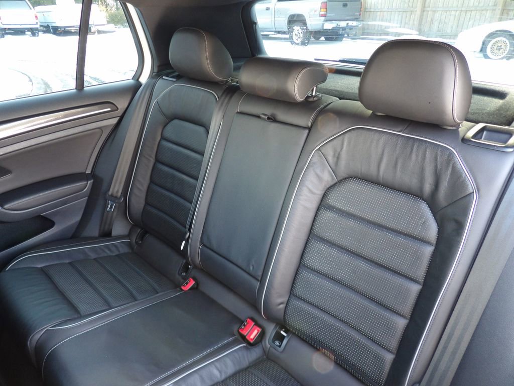 Used 2018 Volkswagen Golf R DCC & Navigation 4motion image 22