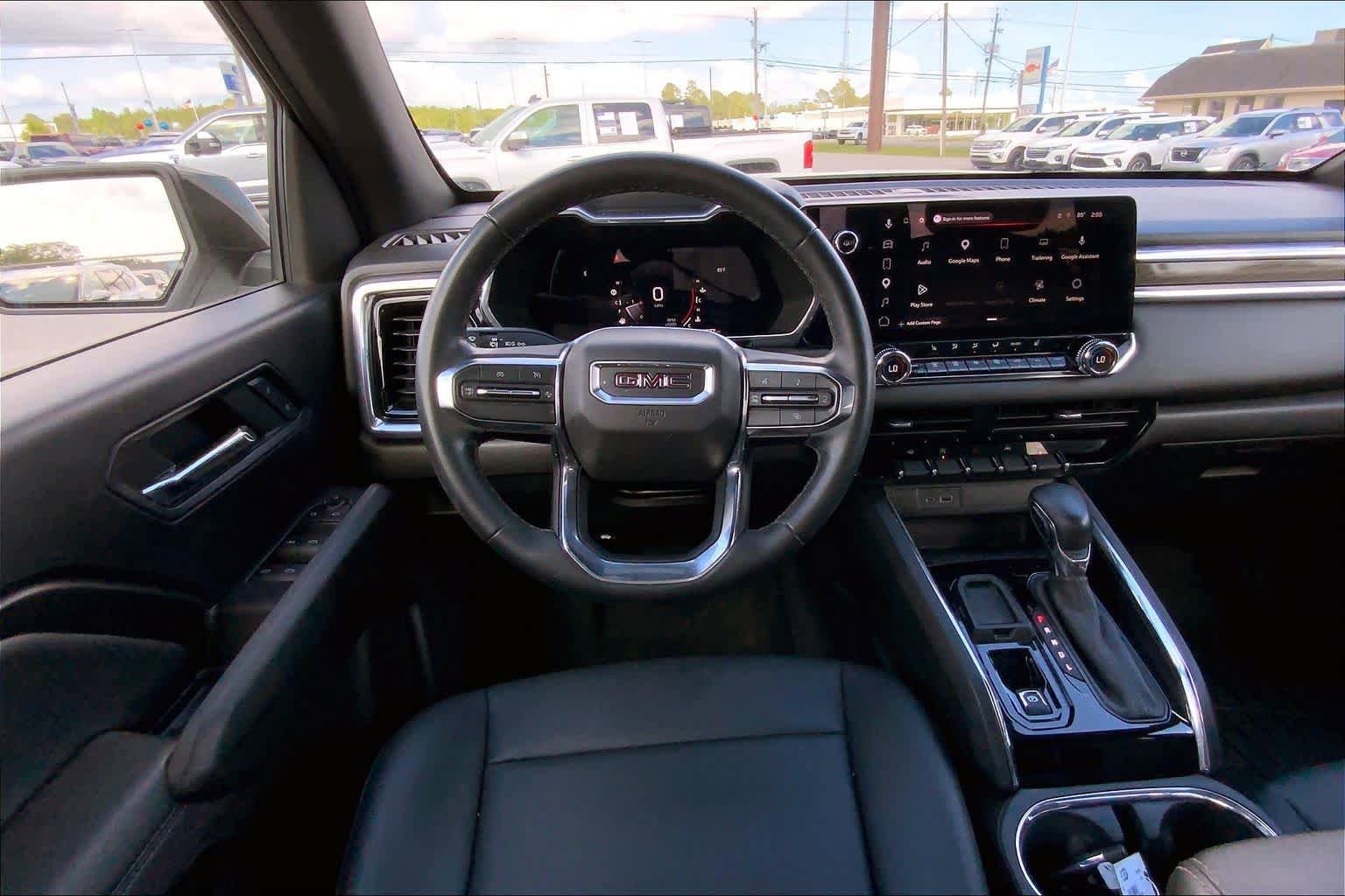 Used 2023 GMC Canyon Elevation w/ Elevation Premium Package RWD image 6