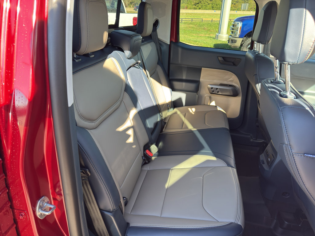 New 2025 Ford Maverick Lariat w/ 4K Tow Package image 13