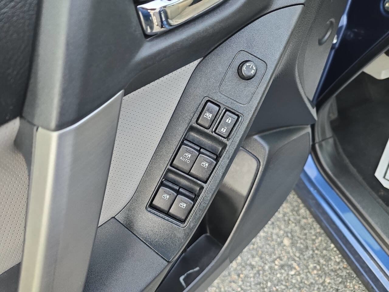 Used 2014 Subaru Forester 2.5i Limited w/ Rugged Package #2 image 8