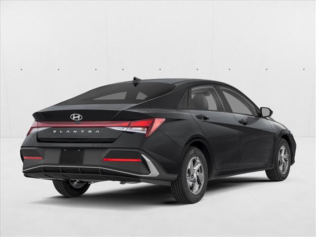 New 2025 Hyundai Elantra SE image 2