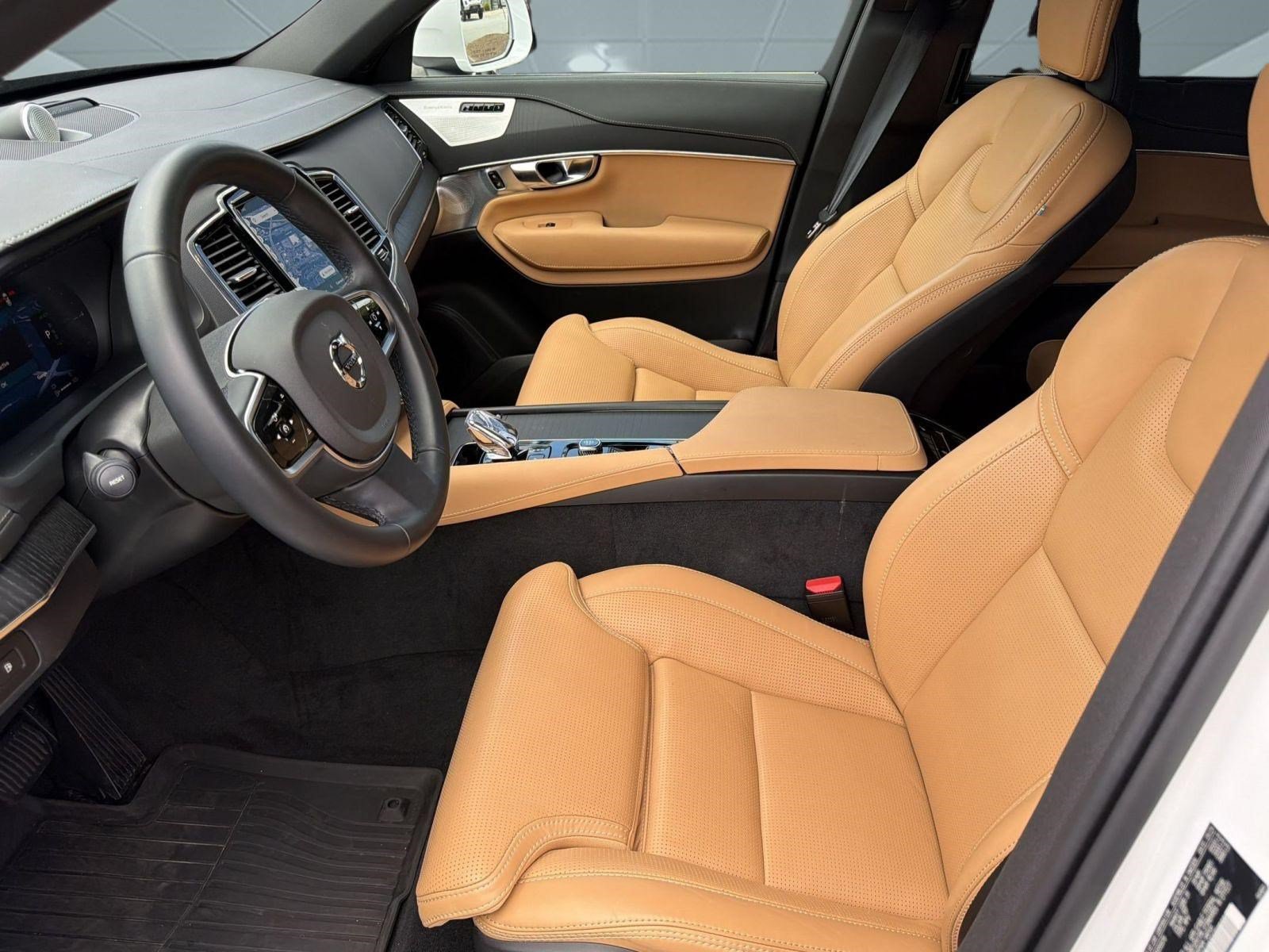 Certified 2024 Volvo XC90 T8 Ultimate w/ Protection Package Premier AWD/4WD image 5