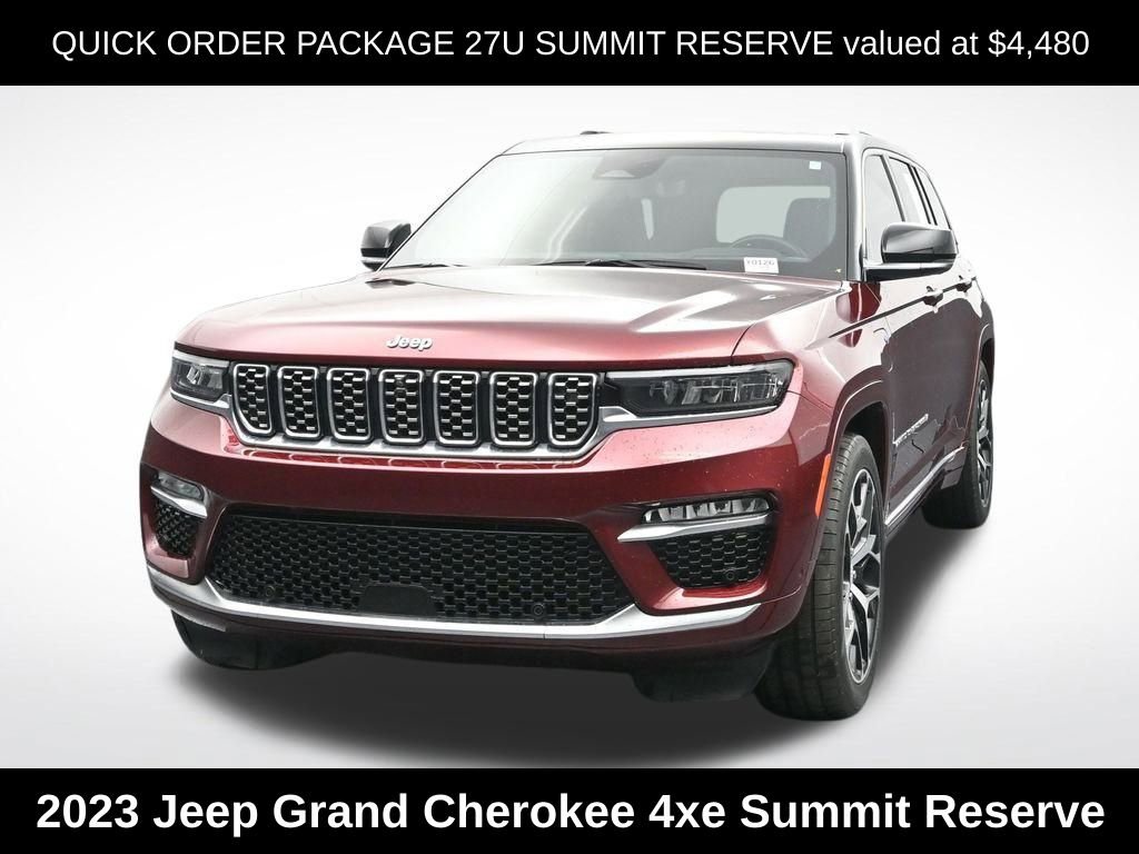 Used 2023 Jeep Grand Cherokee Summit image 2
