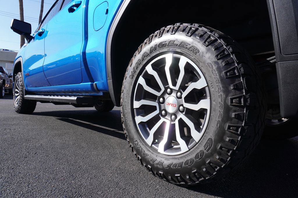 Certified 2023 GMC Sierra 1500 AT4 w/ AT4 Premium Package image 6