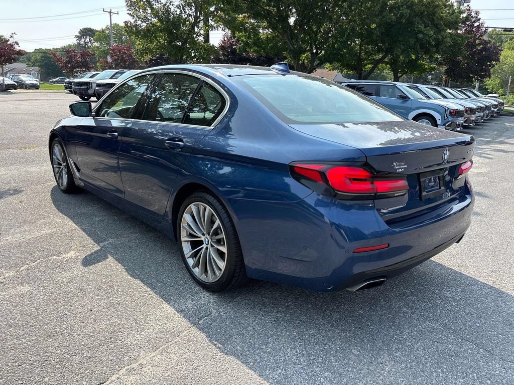Used 2021 BMW 530i xDrive w/ Convenience Package AWD/4WD image 5