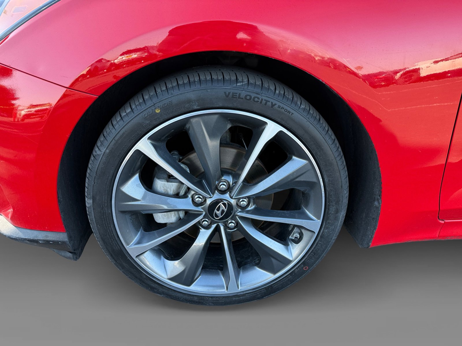 Used 2019 Hyundai Veloster 2.0 Premium image 9