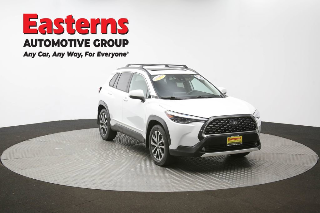 Used 2022 Toyota Corolla Cross XLE w/ Convenience Package image 47