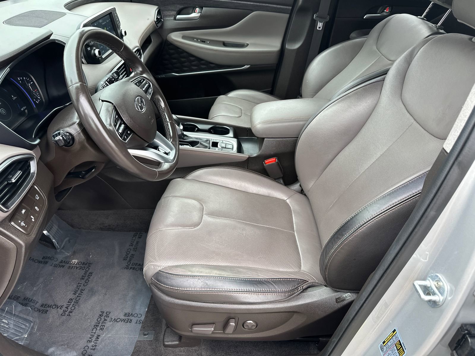 Used 2019 Hyundai Santa Fe Limited FWD image 9