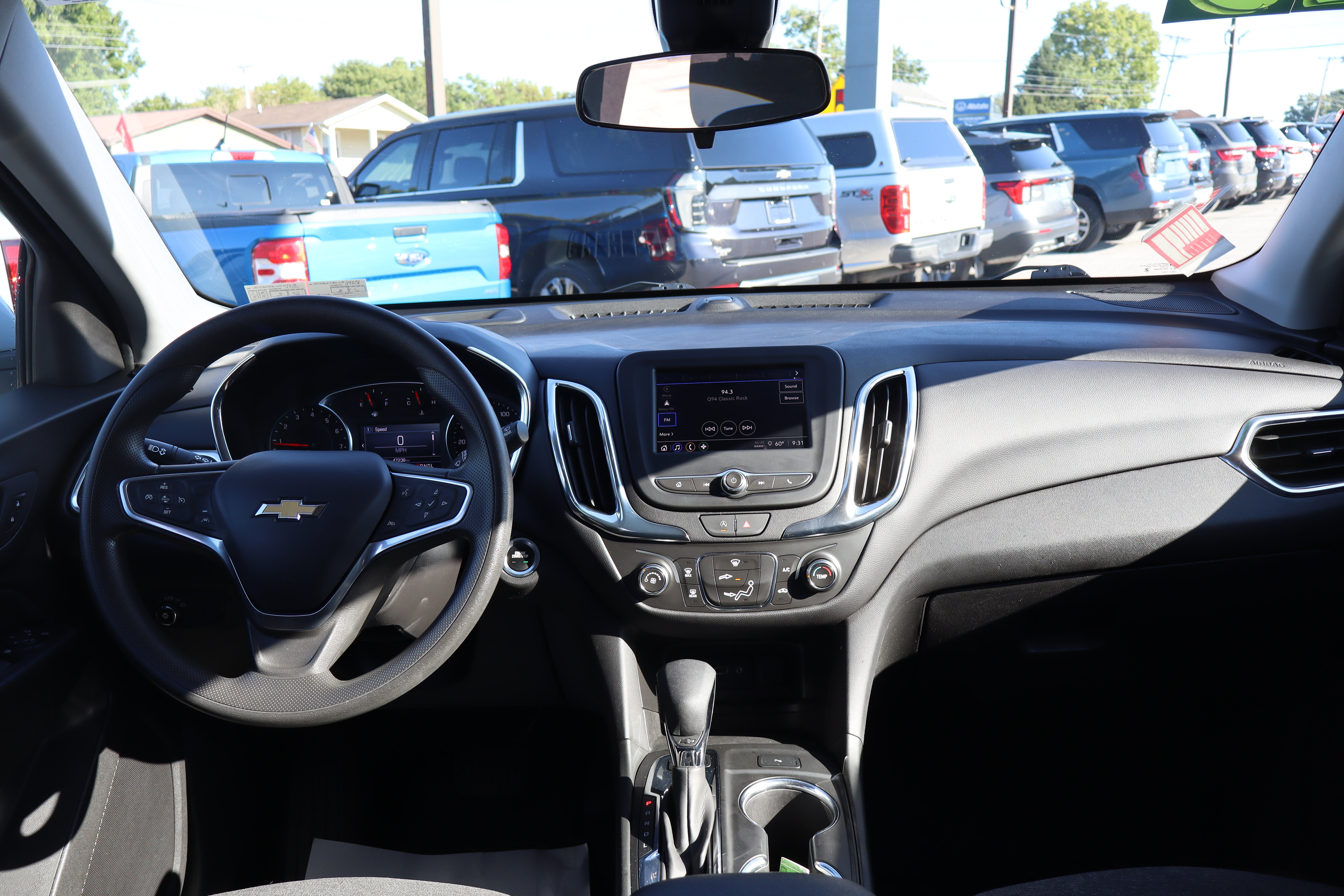 Used 2023 Chevrolet Equinox LT w/ LPO, Floor Liner Package AWD/4WD image 14