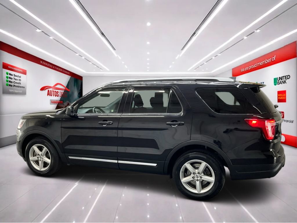 Used 2019 Ford Explorer XLT FWD image 4