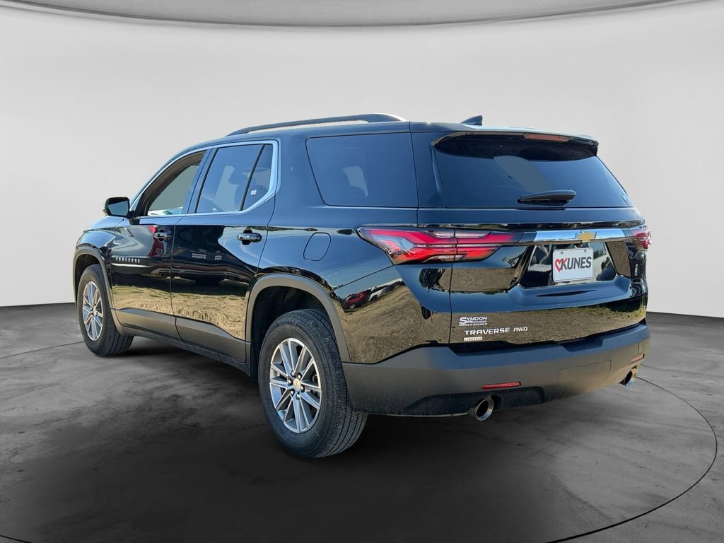 Used 2024 Chevrolet Traverse LT AWD/4WD image 8