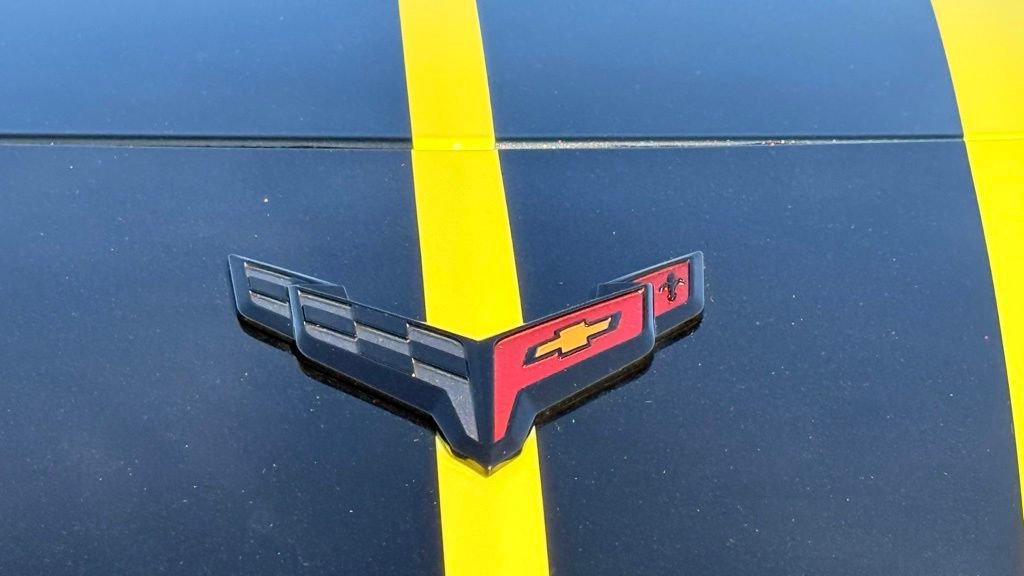 Used 2021 Chevrolet Corvette Stingray Premium Conv w/ Z51 Performance Package RWD image 43