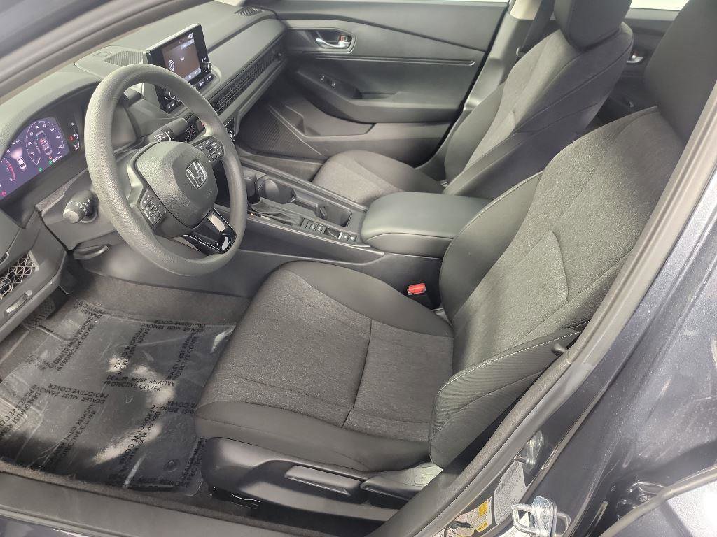 Certified 2025 Honda Accord LX image 18