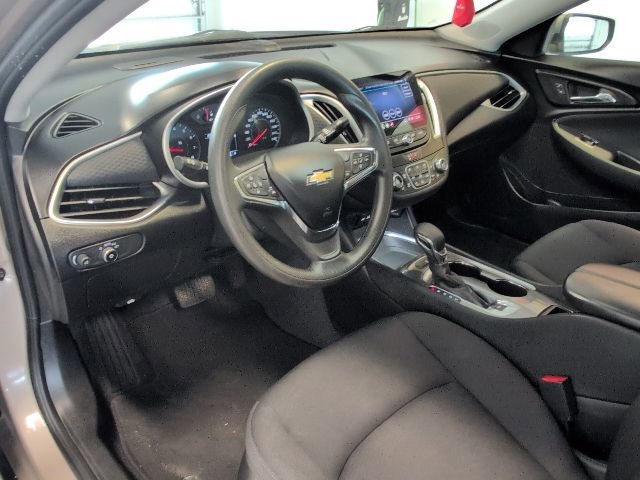 Used 2023 Chevrolet Malibu LT FWD image 11
