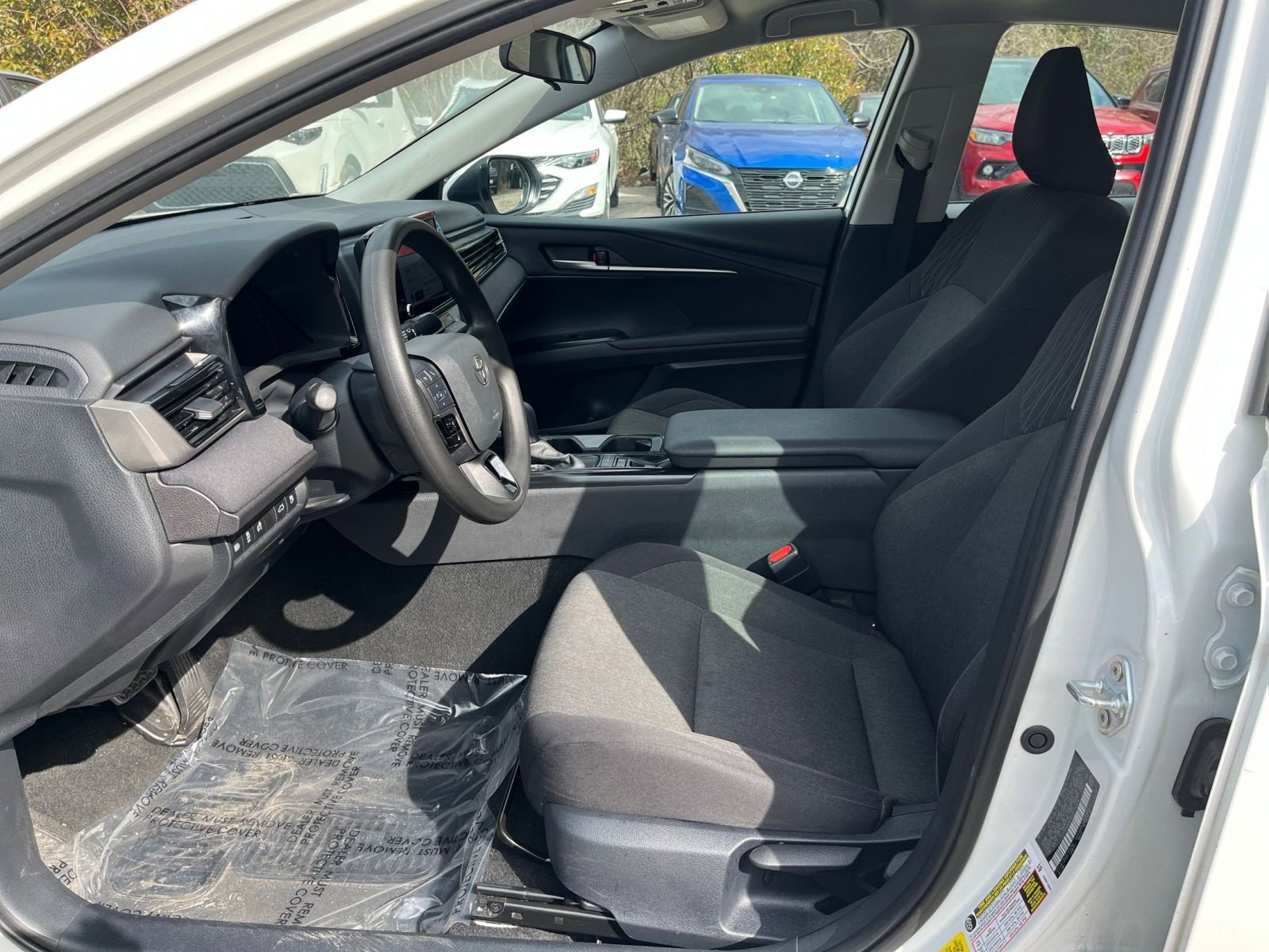 Used 2025 Toyota Camry LE image 23