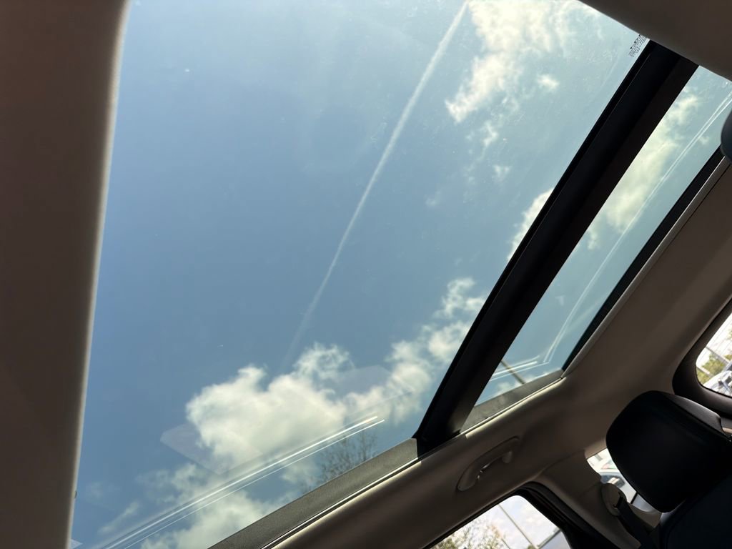 Used 2023 Kia Sportage SX image 40