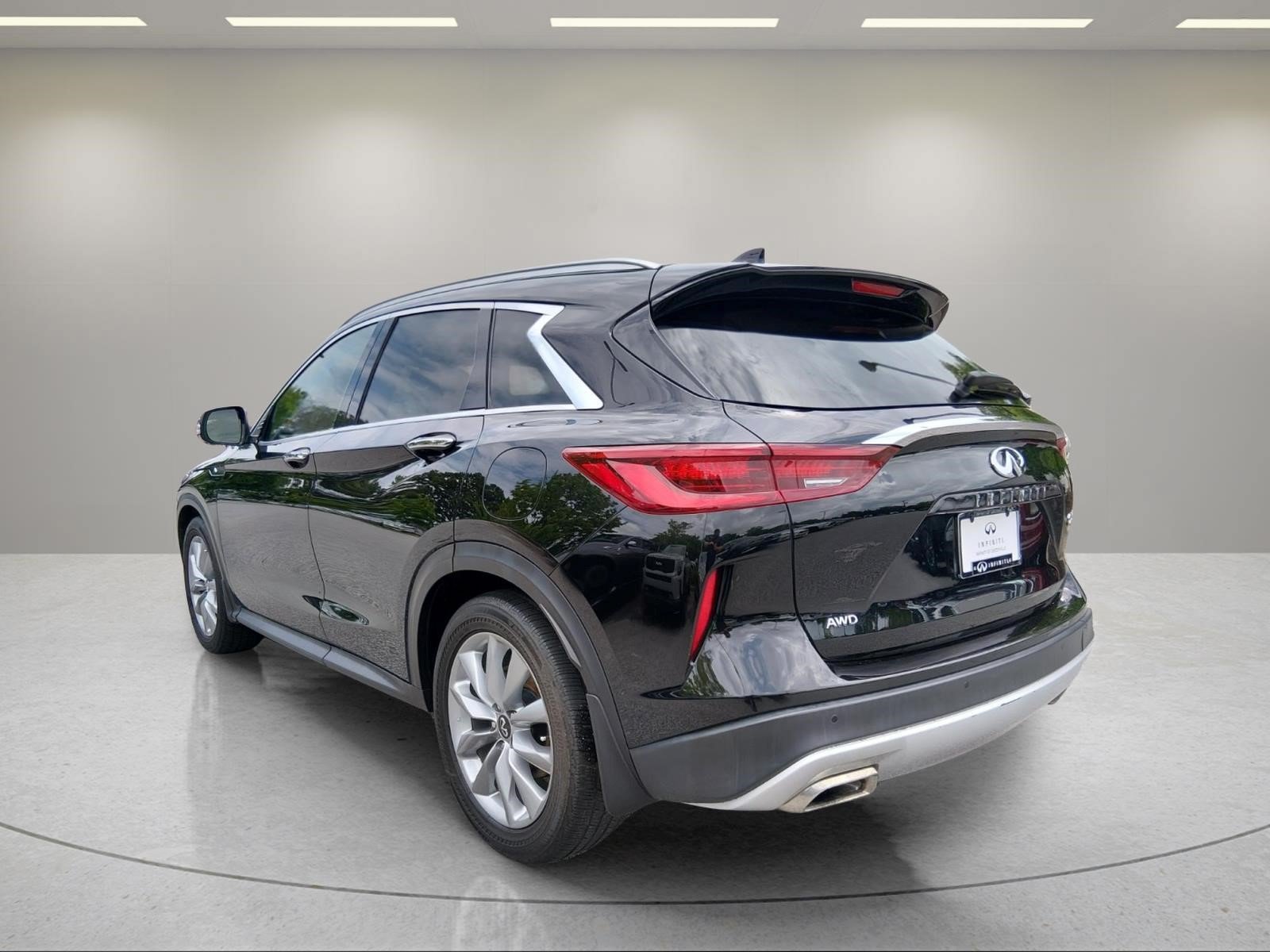 Used 2022 INFINITI QX50 Essential AWD/4WD image 7