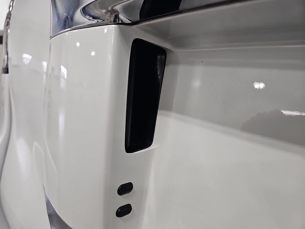 Used 2019 Lexus GX 460 Premium w/ Premium Package AWD/4WD image 16
