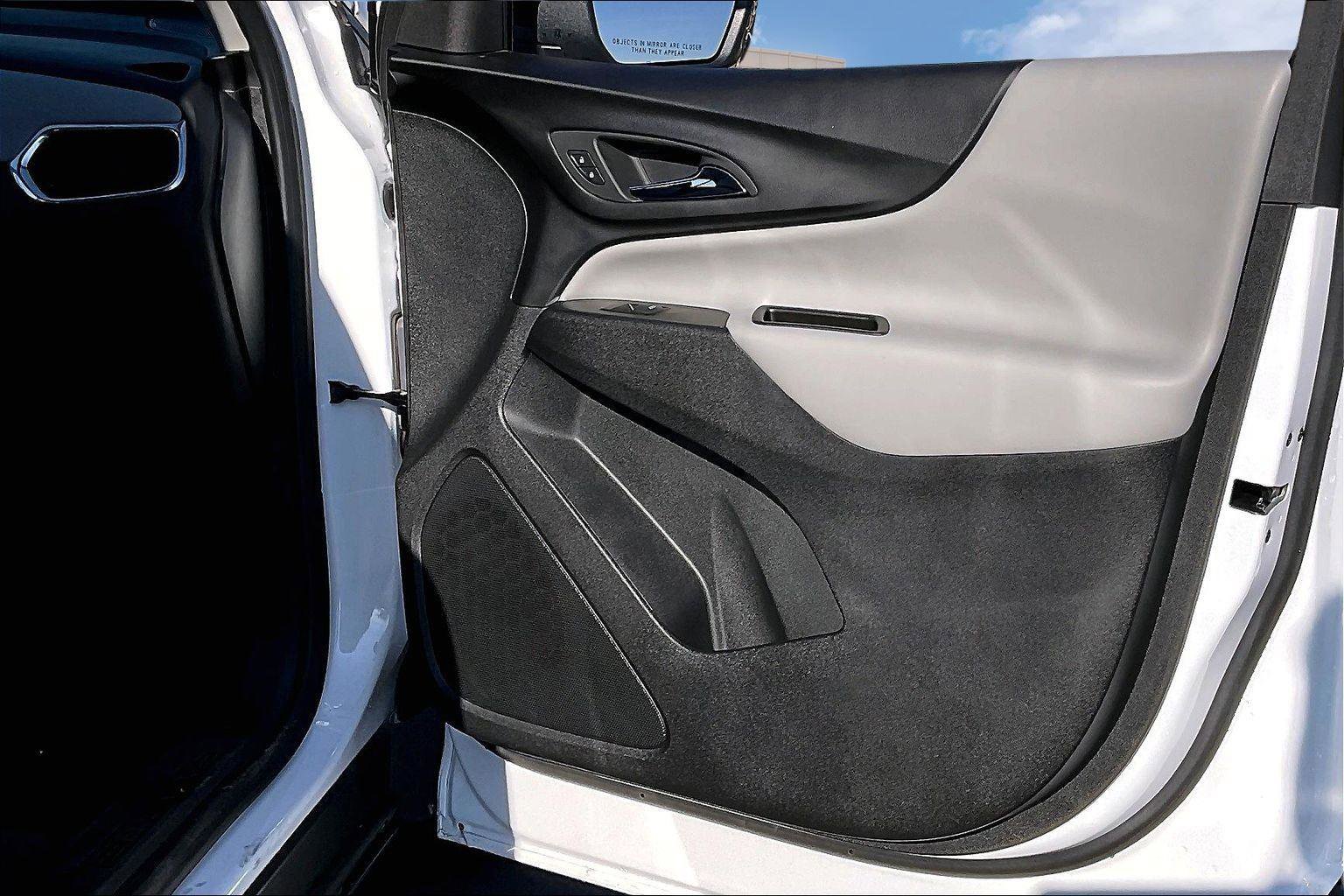 Used 2024 Chevrolet Equinox LS w/ LPO, Cargo Package image 23