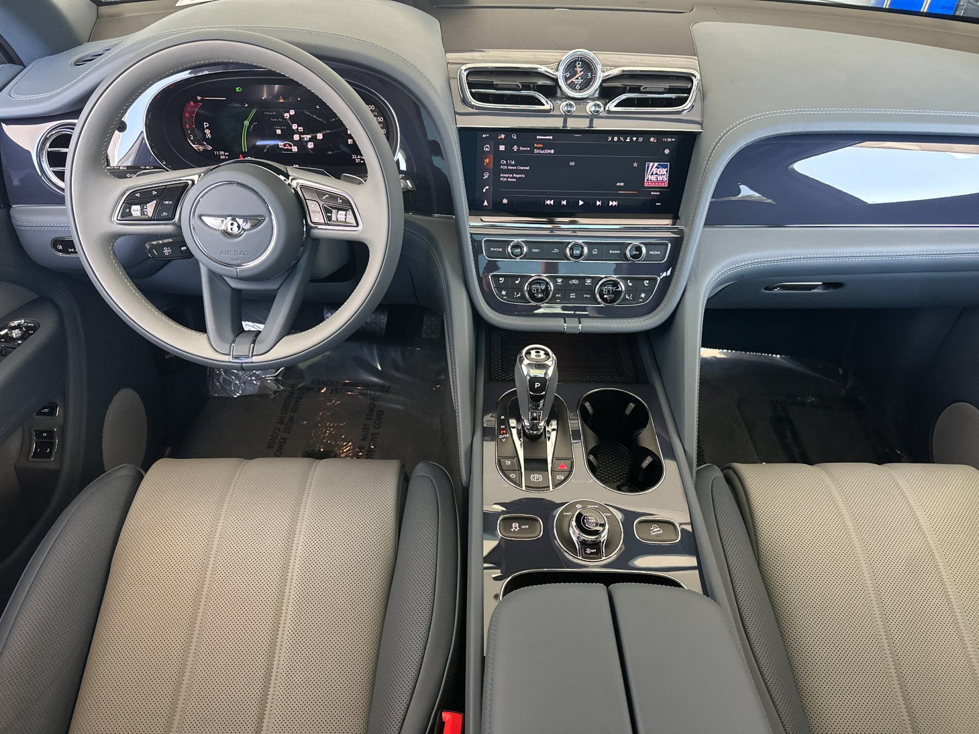 New 2026 Bentley Bentayga Extended Wheelbase AWD/4WD image 4