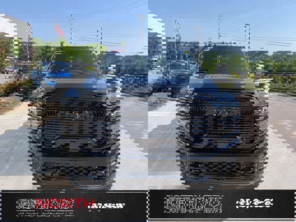 New 2025 RAM 3500 Big Horn image 31