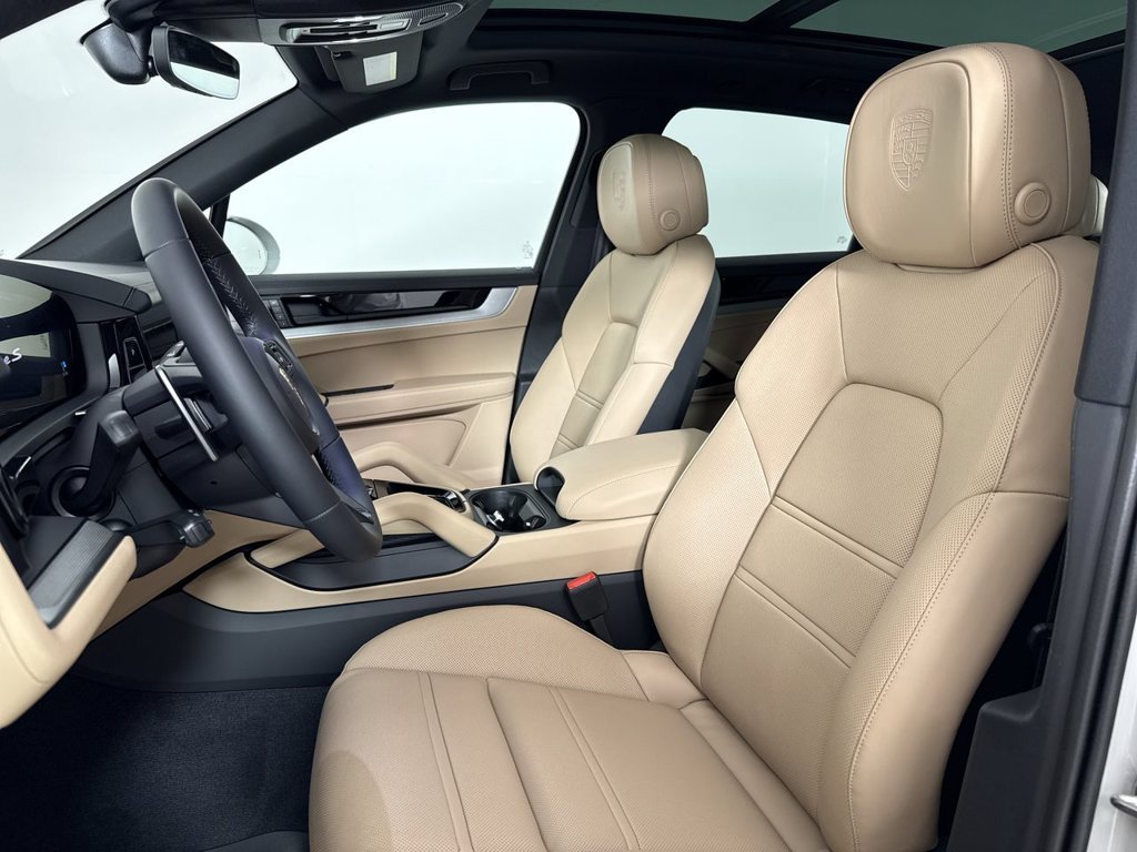 New 2026 Porsche Cayenne S AWD/4WD image 5