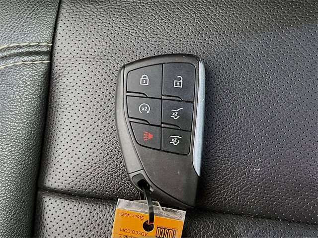 Used 2024 GMC Yukon SLT image 30