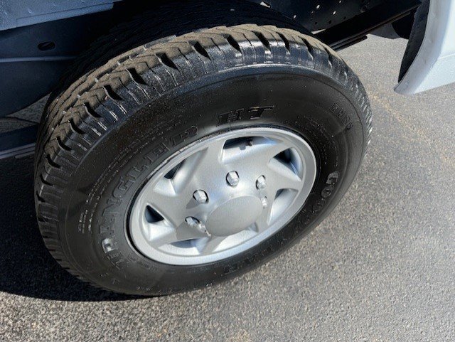 Used 2009 Ford E-350 and Econoline 350 Super Duty image 10